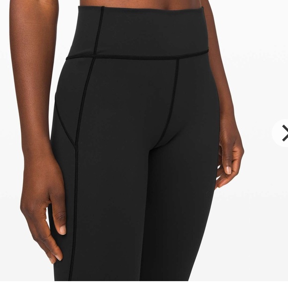 Lululemon in movement tight 25” - Picture 3 of 4